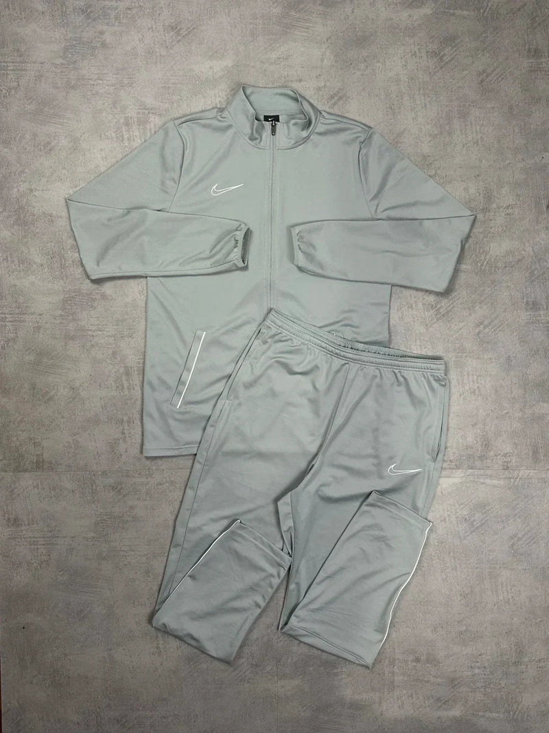 Conjunto NK Dri-Fit 2021 (Cinza e Branco)